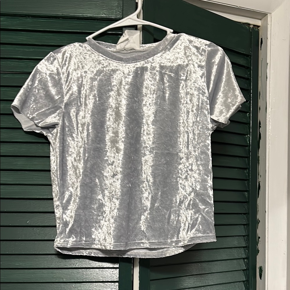 Sadie & Sage Silver Short Sleeve Tee